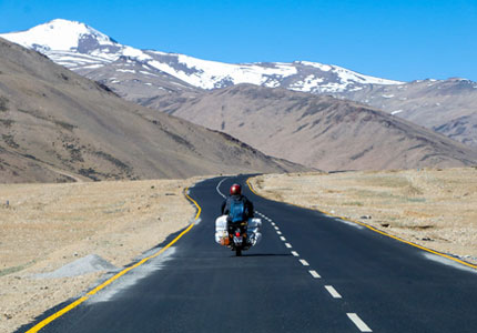 Amritsar to Leh Taxi